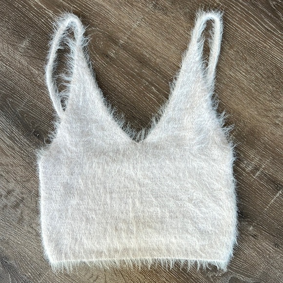 Urban Outfitters Kimchi Blue Fuzzy Crop Top - Picture 1 of 4
